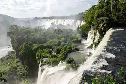 el-gobierno-autorizo-que-se-hagan-microeventos-en-LCH2HOFKLBF27IWON6CN6BIP44