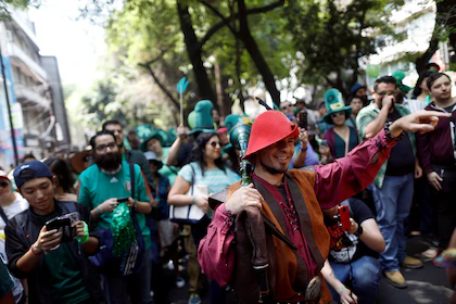 JFA7HNJWYND63C64XS2MJLRFXI