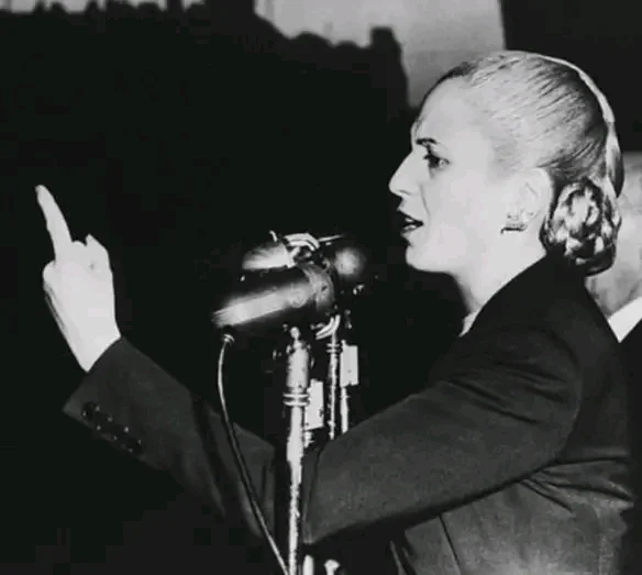 Evita Inmortal