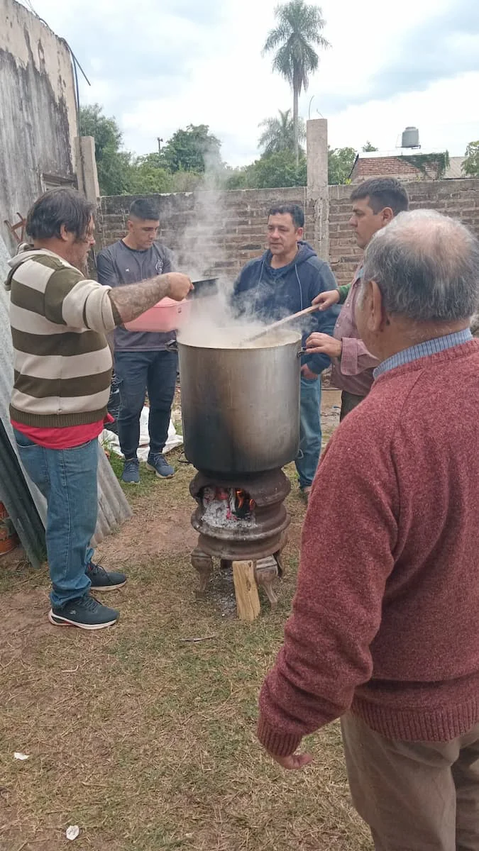 Locro solidario 