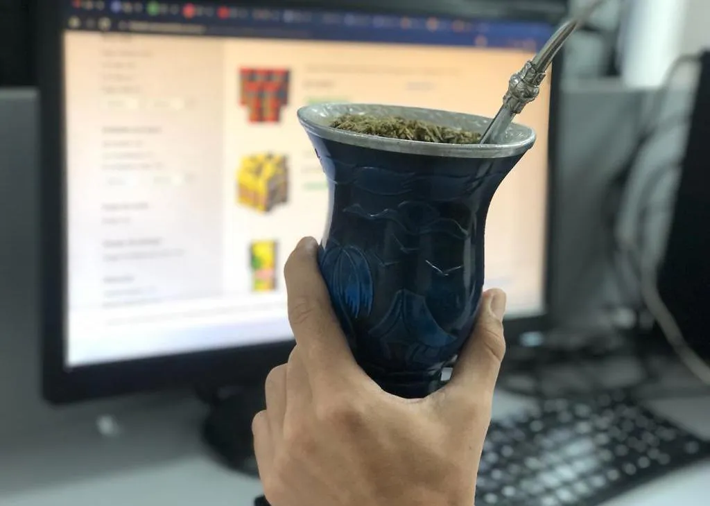 Yerba-mate-consumo-online-Mercado-Libre