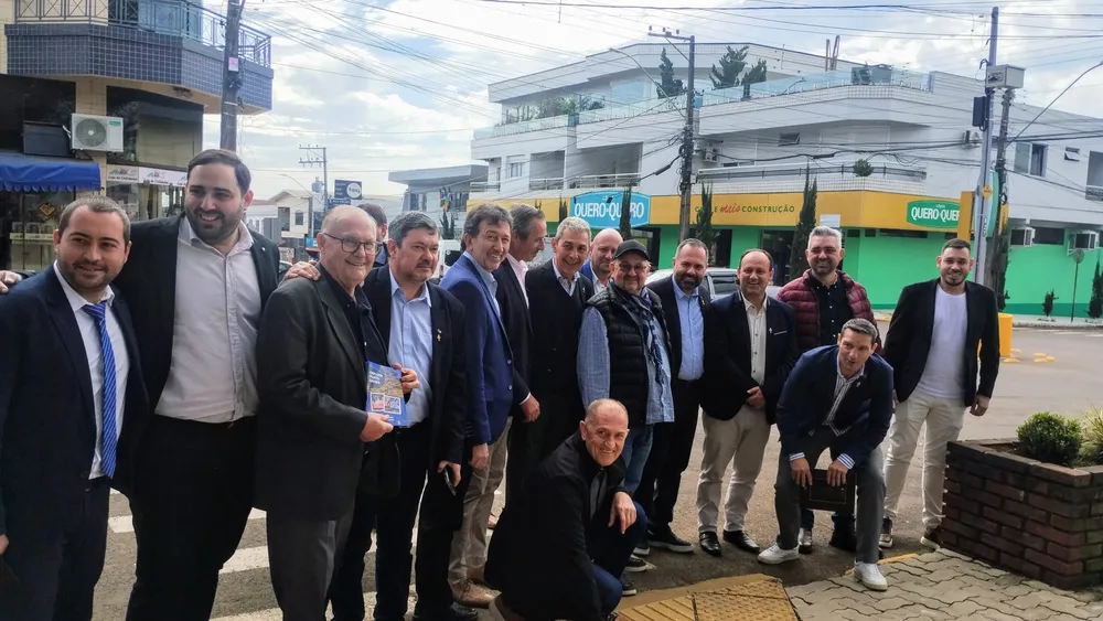 IMG_20250801_121603703_BURST000_COVER~2