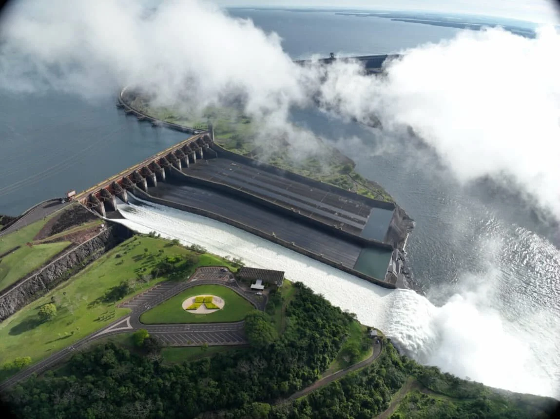 Represa-central-hidroelectrica-foto-aerea-1 (1)