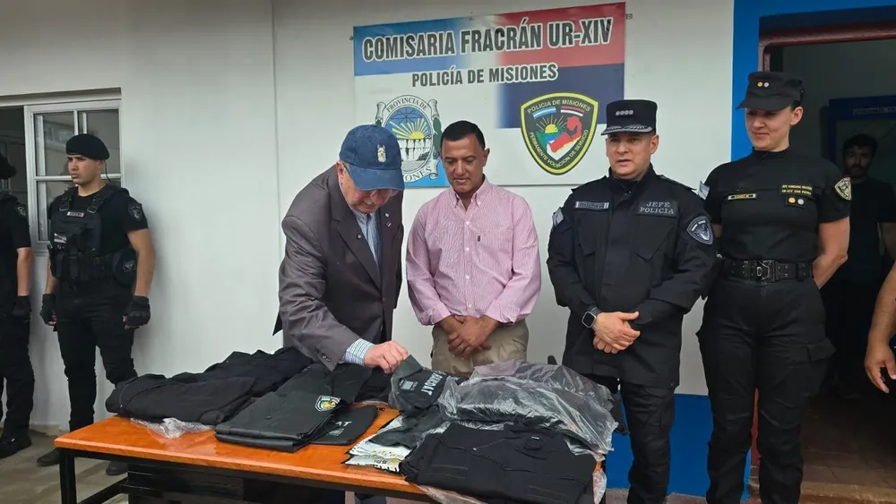 Equipamiento para la policía 