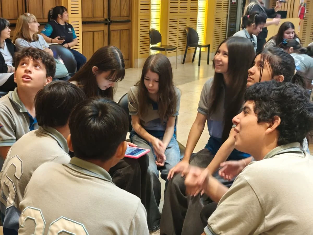 alumnos. jóvenes 