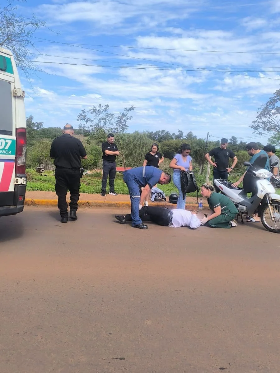 Motociclista chocó a un Perro