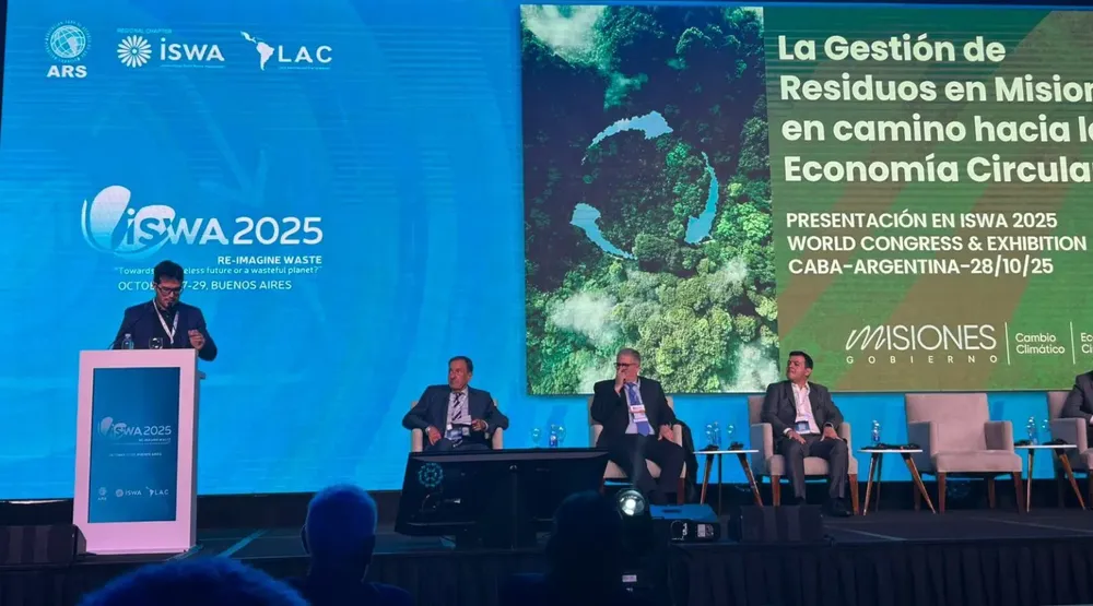 Fer-1.0-e1761833651453-1536x852