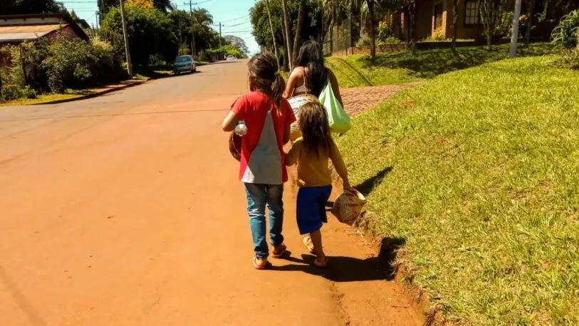 Familia-Misiones-pobreza-813x458