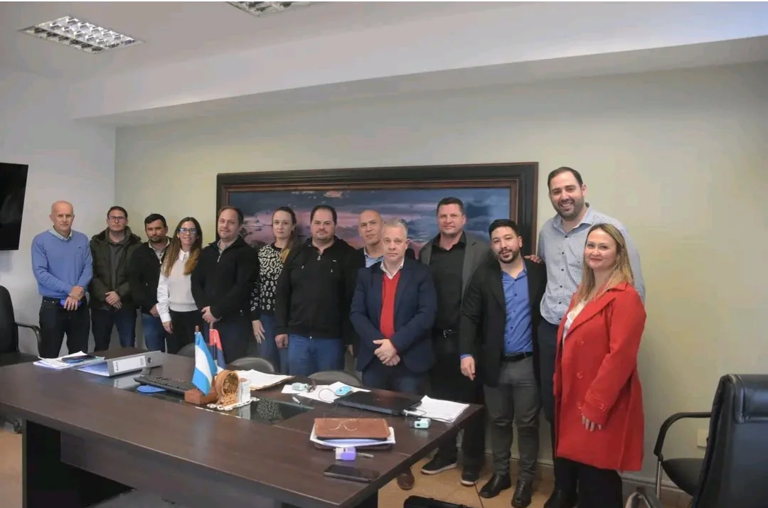 Apertura de sobres. Licitación transporte público de pasajeros Alem