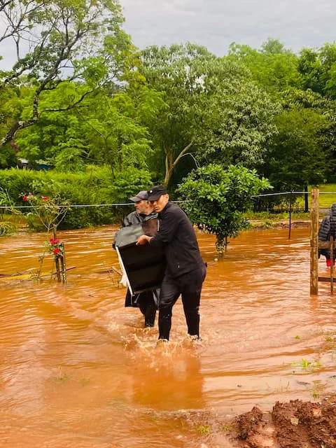 Vecinos Evacuados  