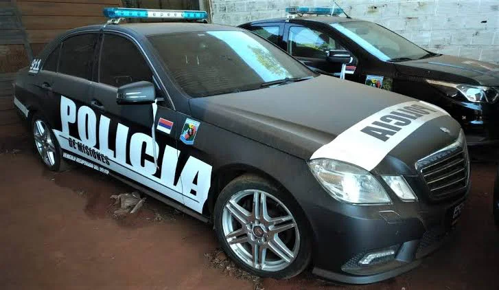 Policia