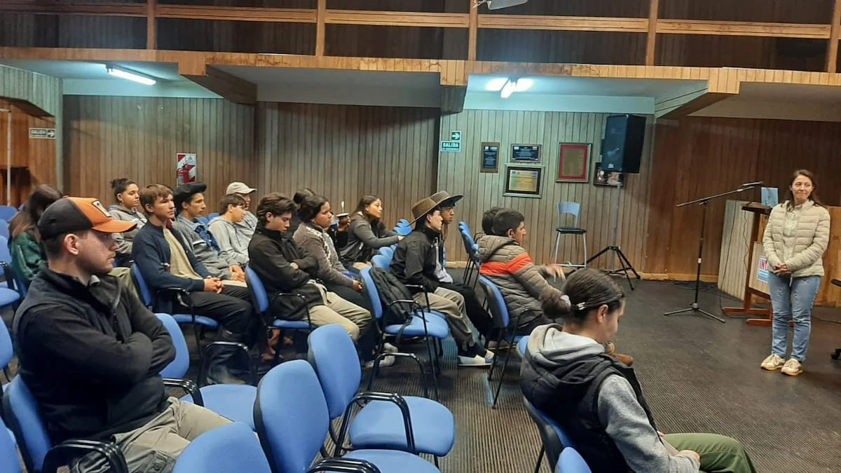 Estudiantes en INTA