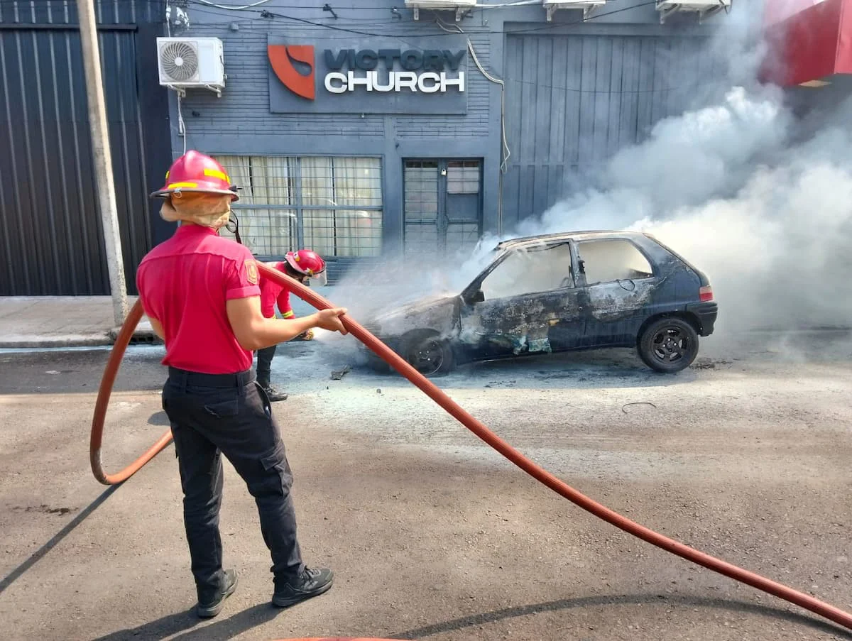 Auto Incendiado